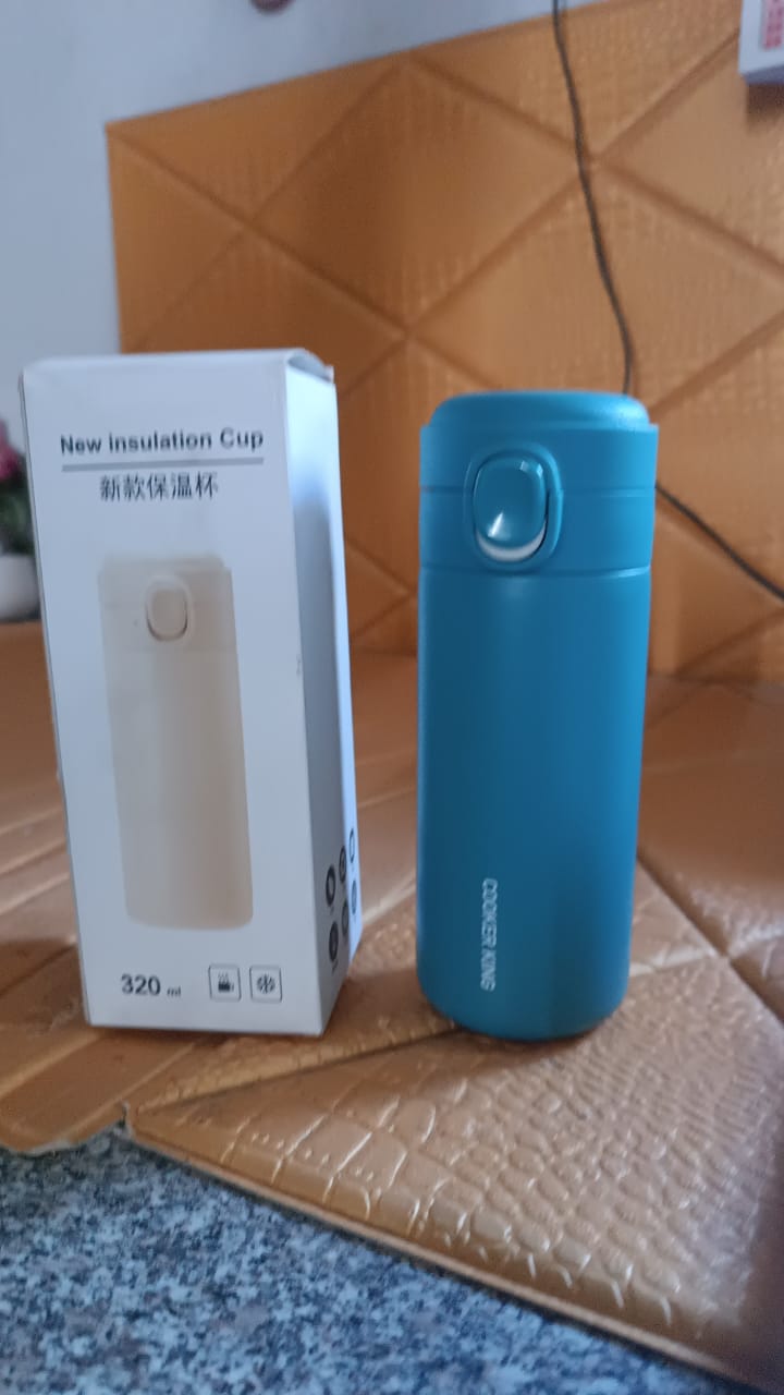 Stainless Steel Insulated Vacuum Bottle With Insulated Cap Lock (320ml Approx) Stainless Steel Insulated Vacuum Bottle With Insulated Cap Lock (320ml Approx)